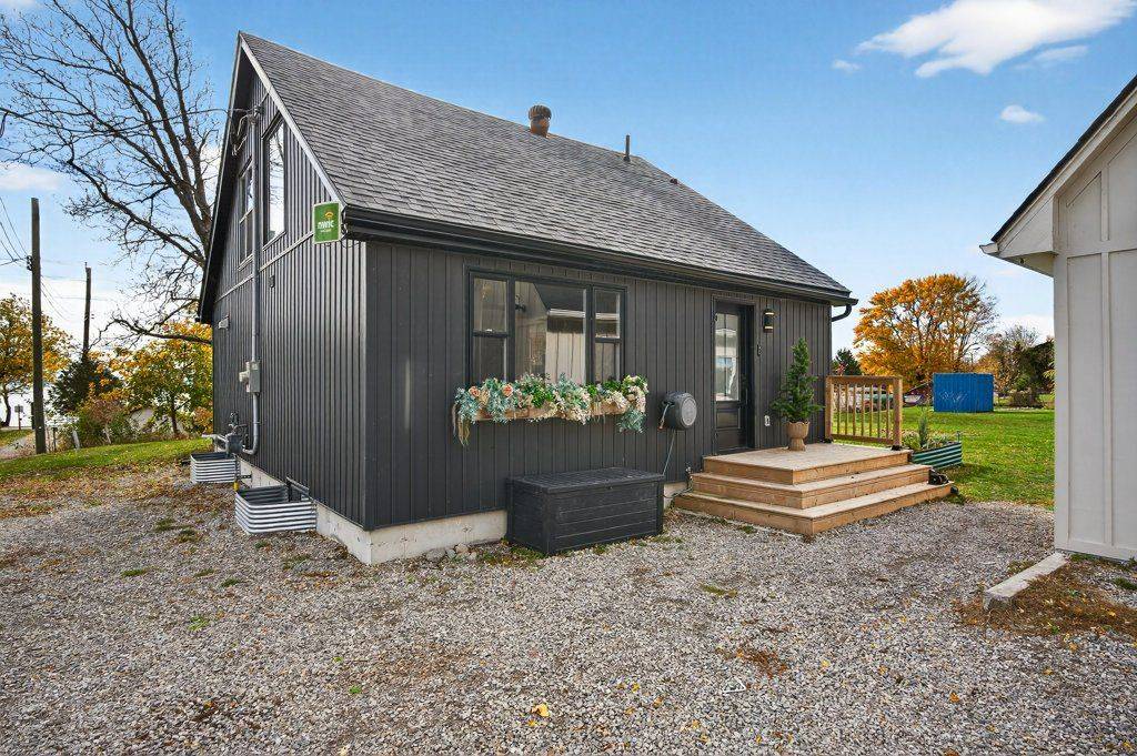 Haldimand, ON N0A 1K0,5 Lees Line