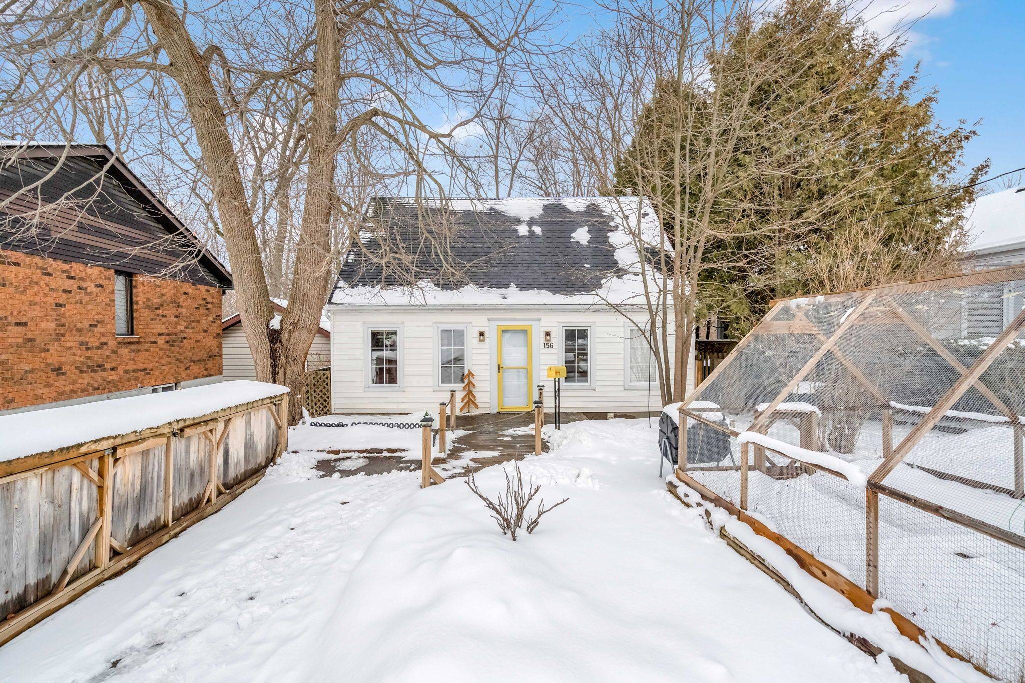 London South, ON N6J 1P6,156 LANGARTH ST W