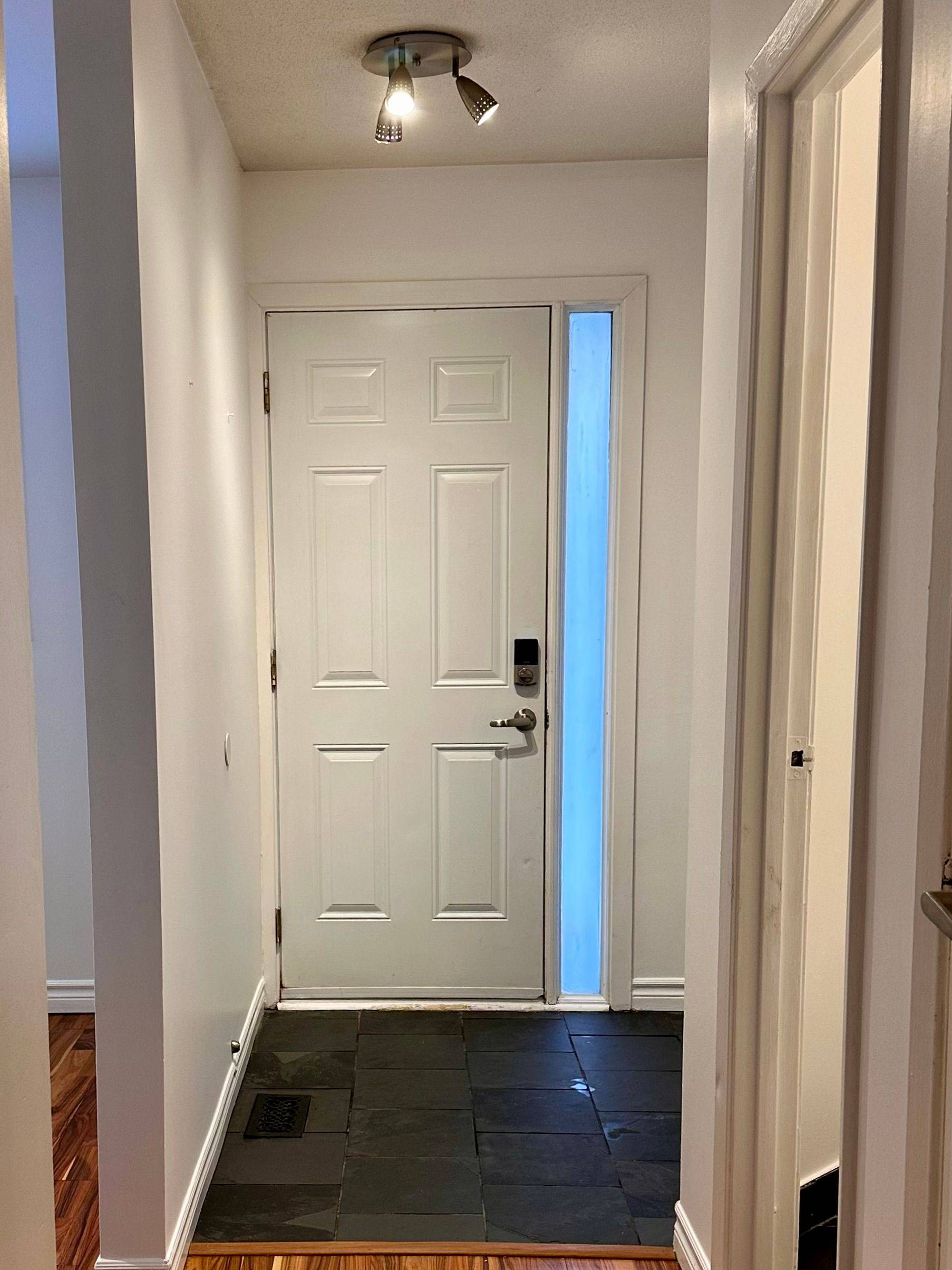 Blossom Park - Airport And Area, ON K1T 2A8,2724 Pimlico CRES