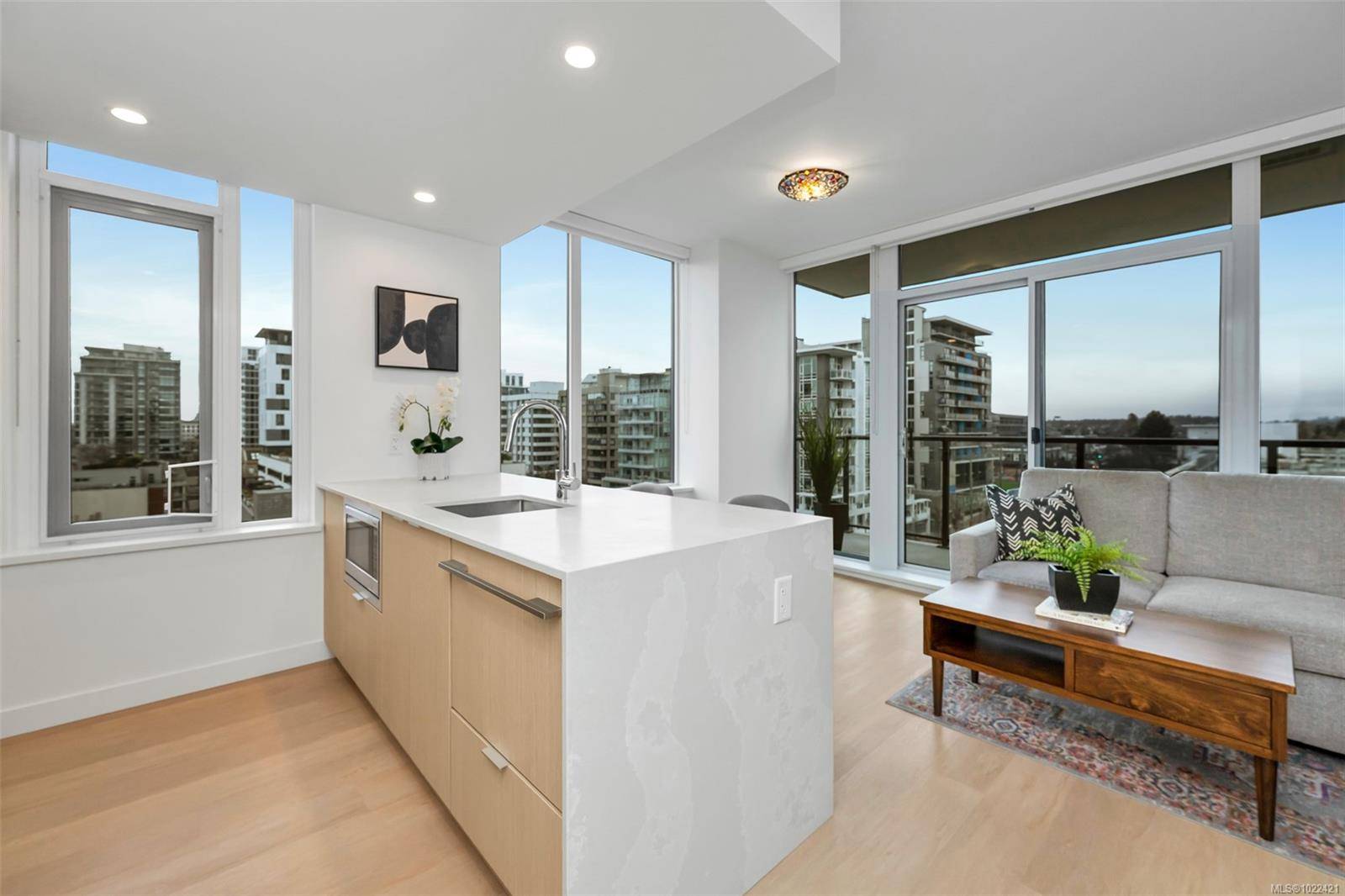 Victoria, BC V8V 0H5,1100 Yates St #702