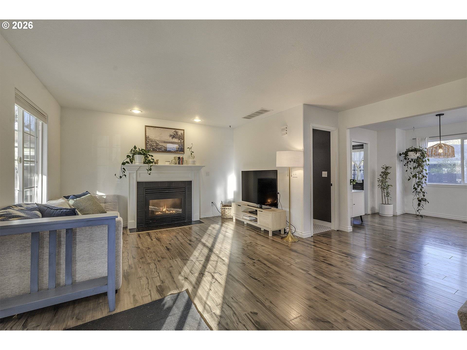 Portland, OR 97203,6223 N YALE ST