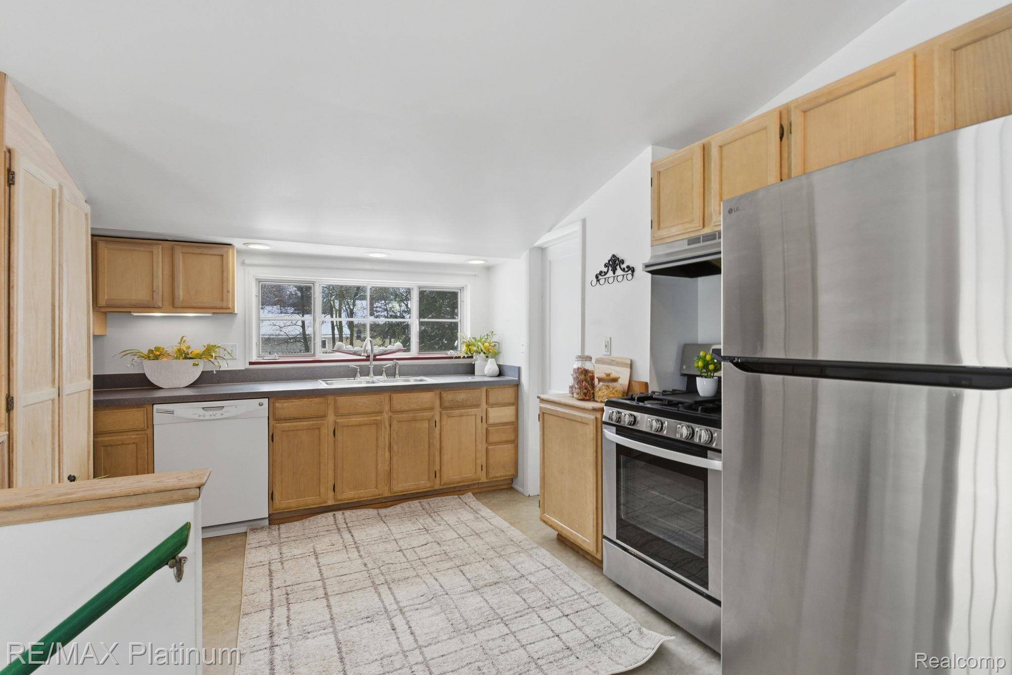 Howell, MI 48843,815 McPherson ST