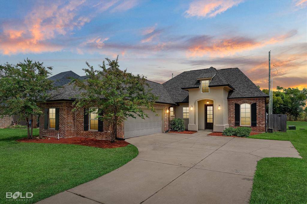 Bossier City, LA 71111,992 Maize Street