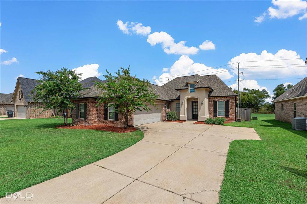 Bossier City, LA 71111,992 Maize Street