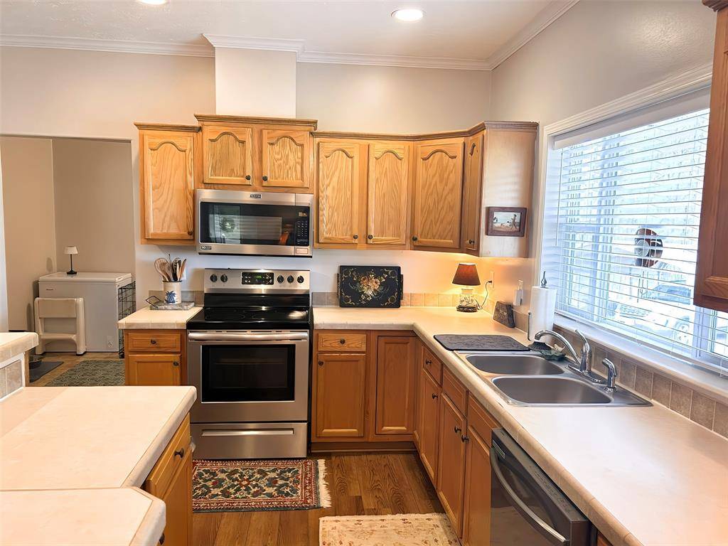 Elkhart, TX 75839,1402 An County Road 2110