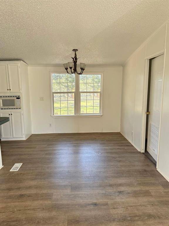 Clifton, TX 76634,321 County Road 1607