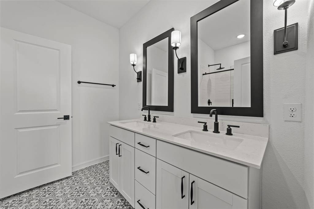 Dallas, TX 75253,15004 Baikal Drive