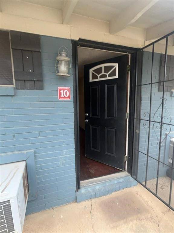 Grapevine, TX 76051,1705 Chris Craft Drive #10