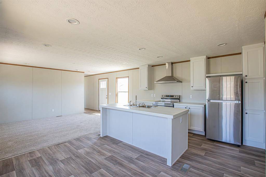 Runaway Bay, TX 76426,408 Sleepy Meadow Drive