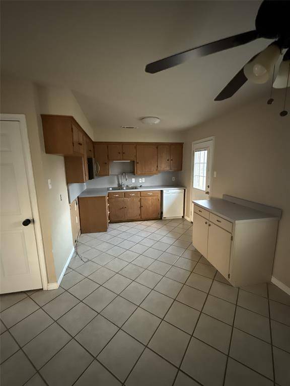 Canton, TX 75103,220 Nichols Drive