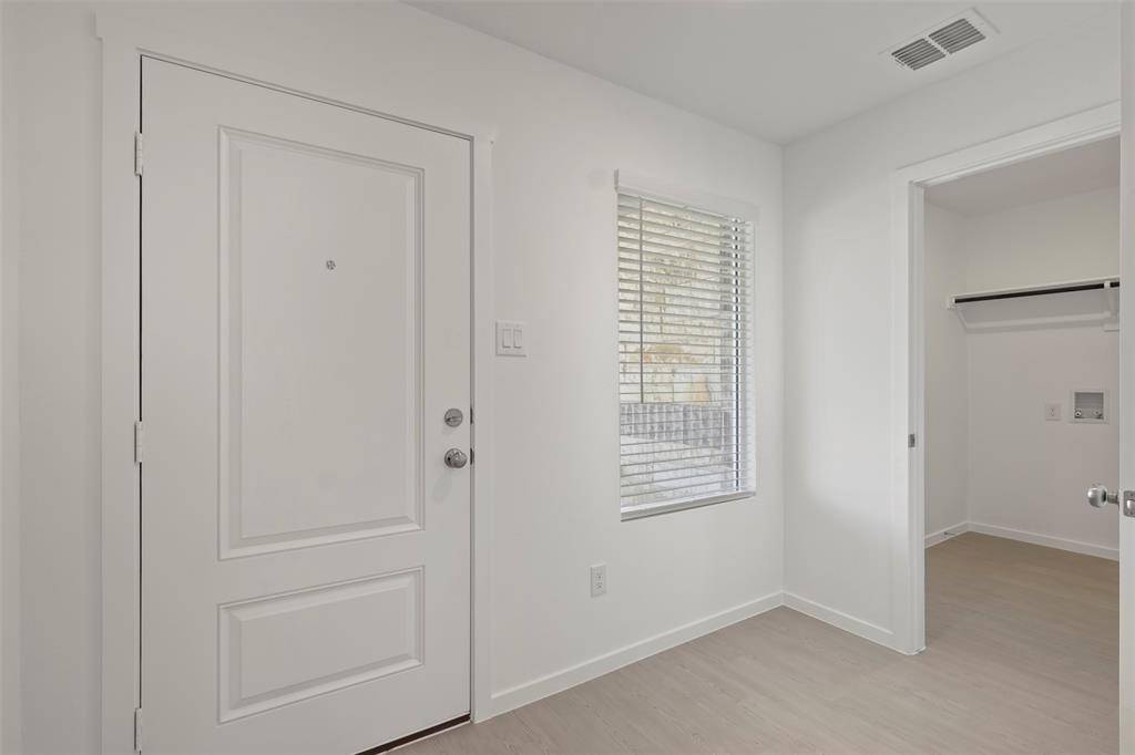 Haslet, TX 76052,1344 blazin bronco