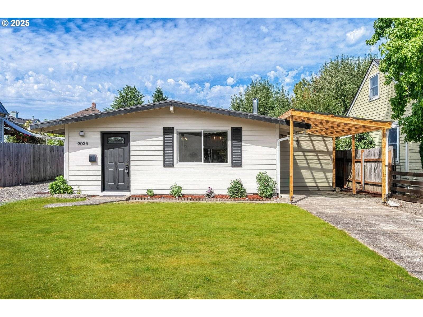 Portland, OR 97203,9025 N CLARENDON AVE