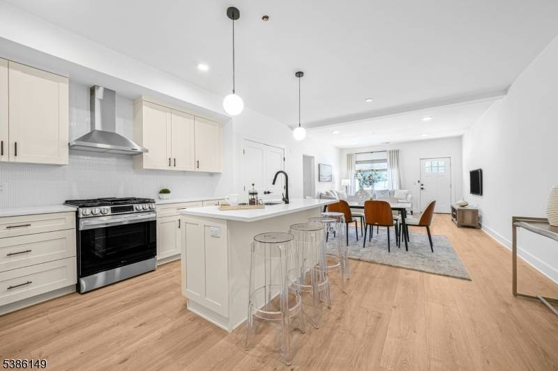 Montville Twp., NJ 07082,106 Encampment Ct