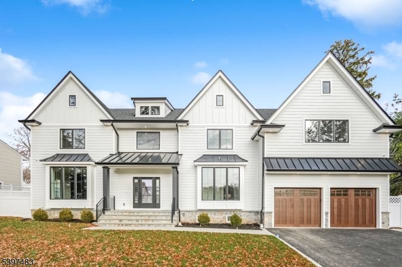 East Hanover Twp., NJ 07936,48 Grant Ave