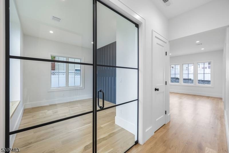 East Hanover Twp., NJ 07936,48 Grant Ave