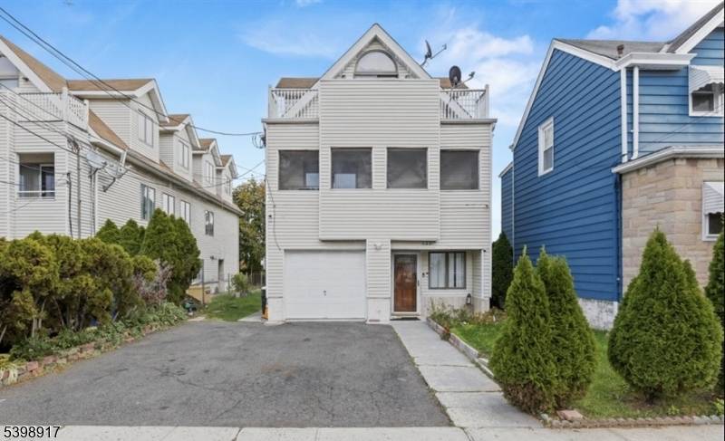 Paterson City, NJ 07514,331-333 E 29Th St