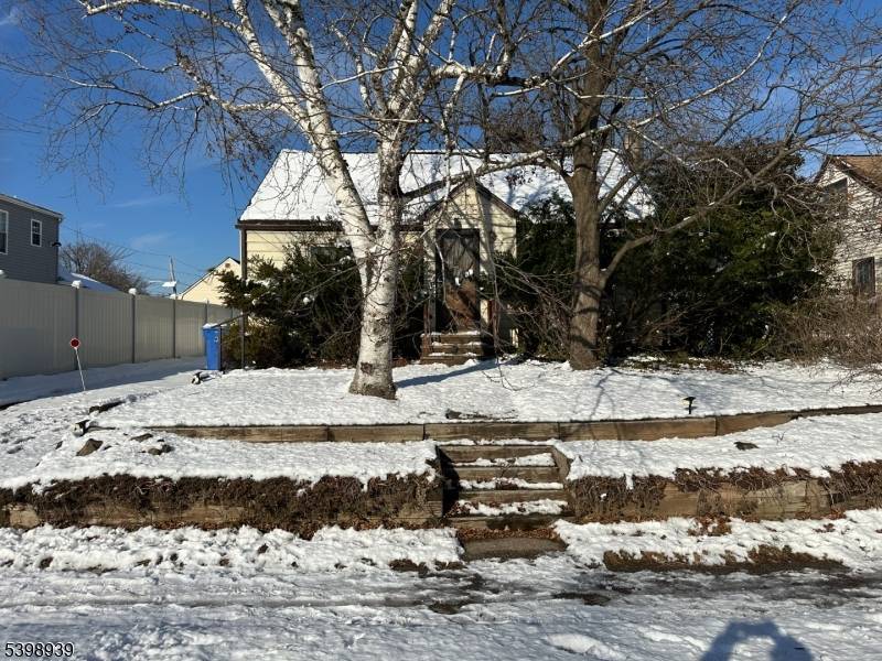 South Plainfield Boro, NJ 07080,808 Tompkins Ave