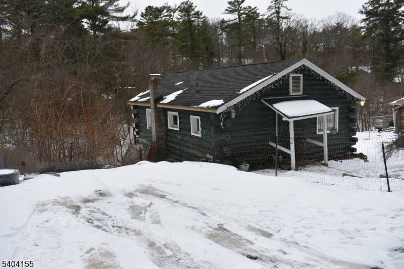 West Milford Twp., NJ 07480,71 Dockerty Hollow Rd