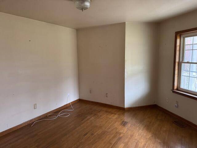 Grass Lake, MI 49240,11890 Phal RD