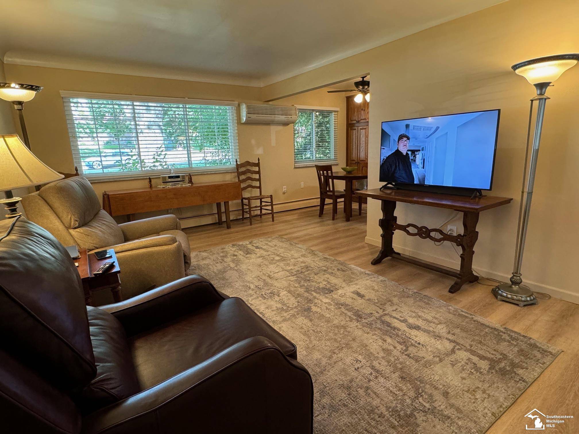 Trenton, MI 48183,3437 3rd ST