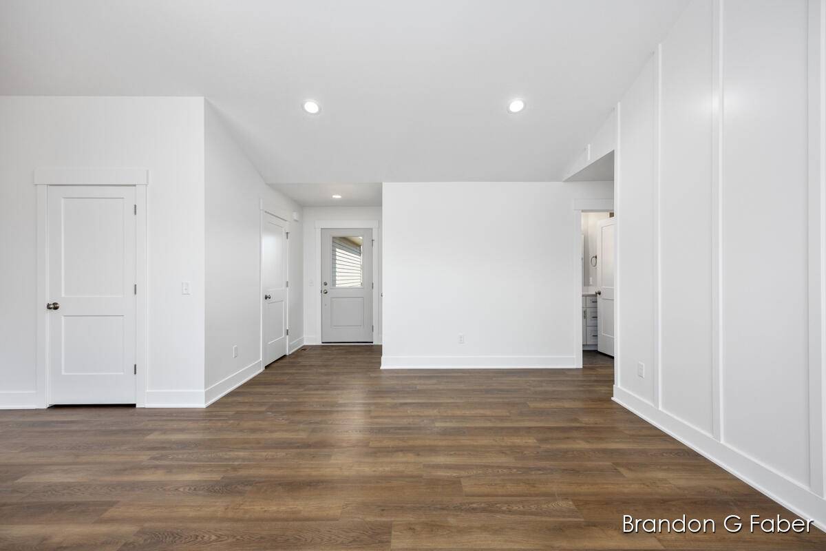 Portland, MI 48875,9383 Shimano DR