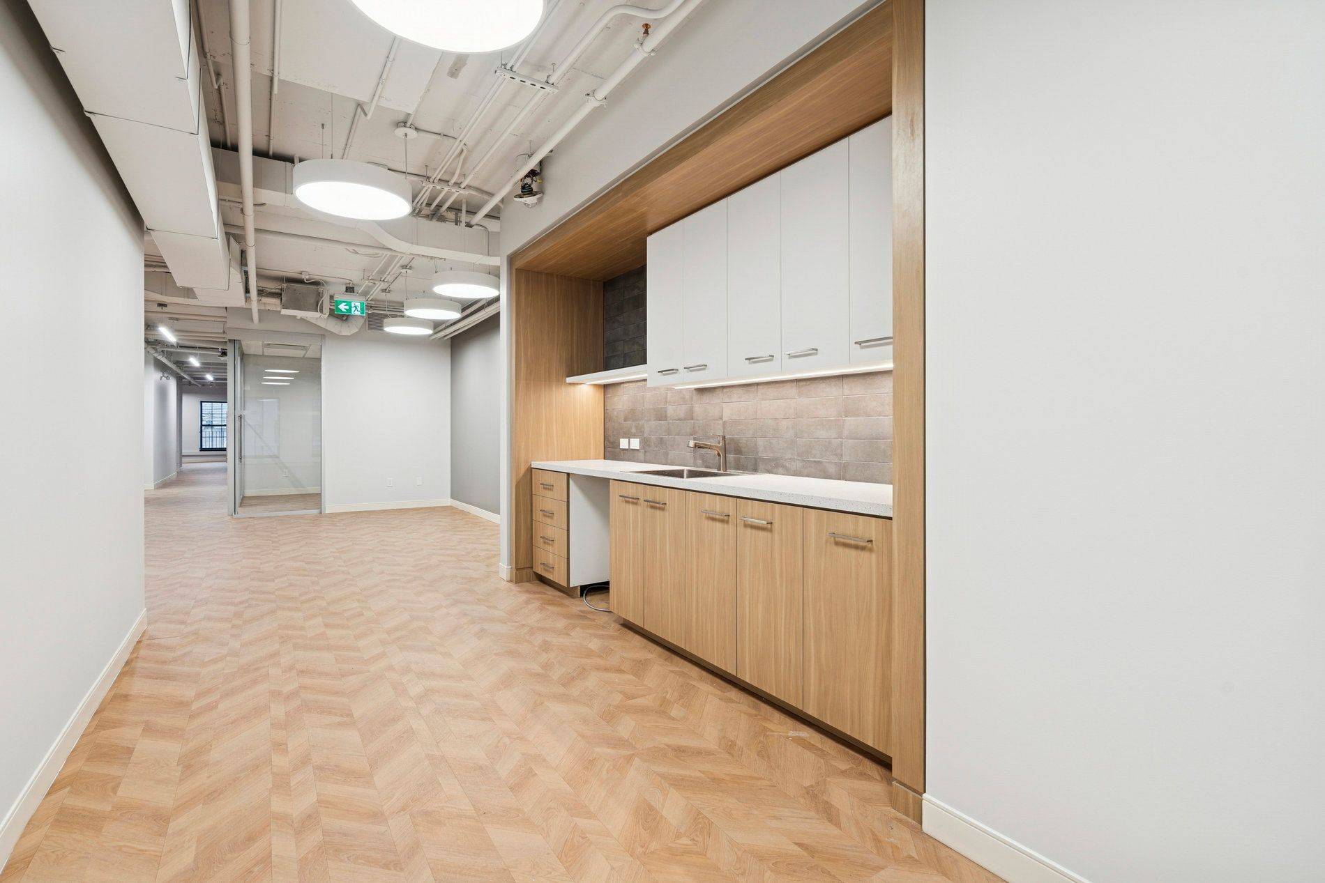 Toronto C08, ON M5B 2A6,80 Dalhousie ST #200