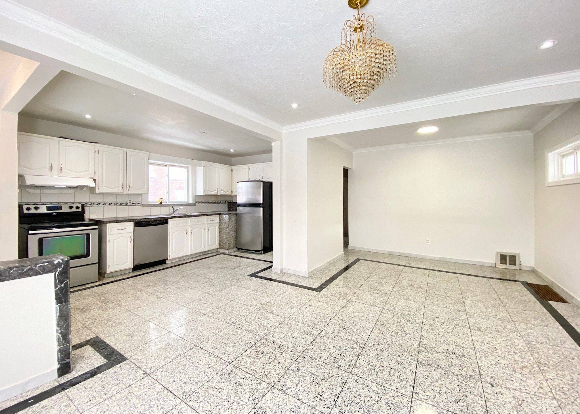 Toronto E04, ON M1K 2J1,15 Martorino DR #Main