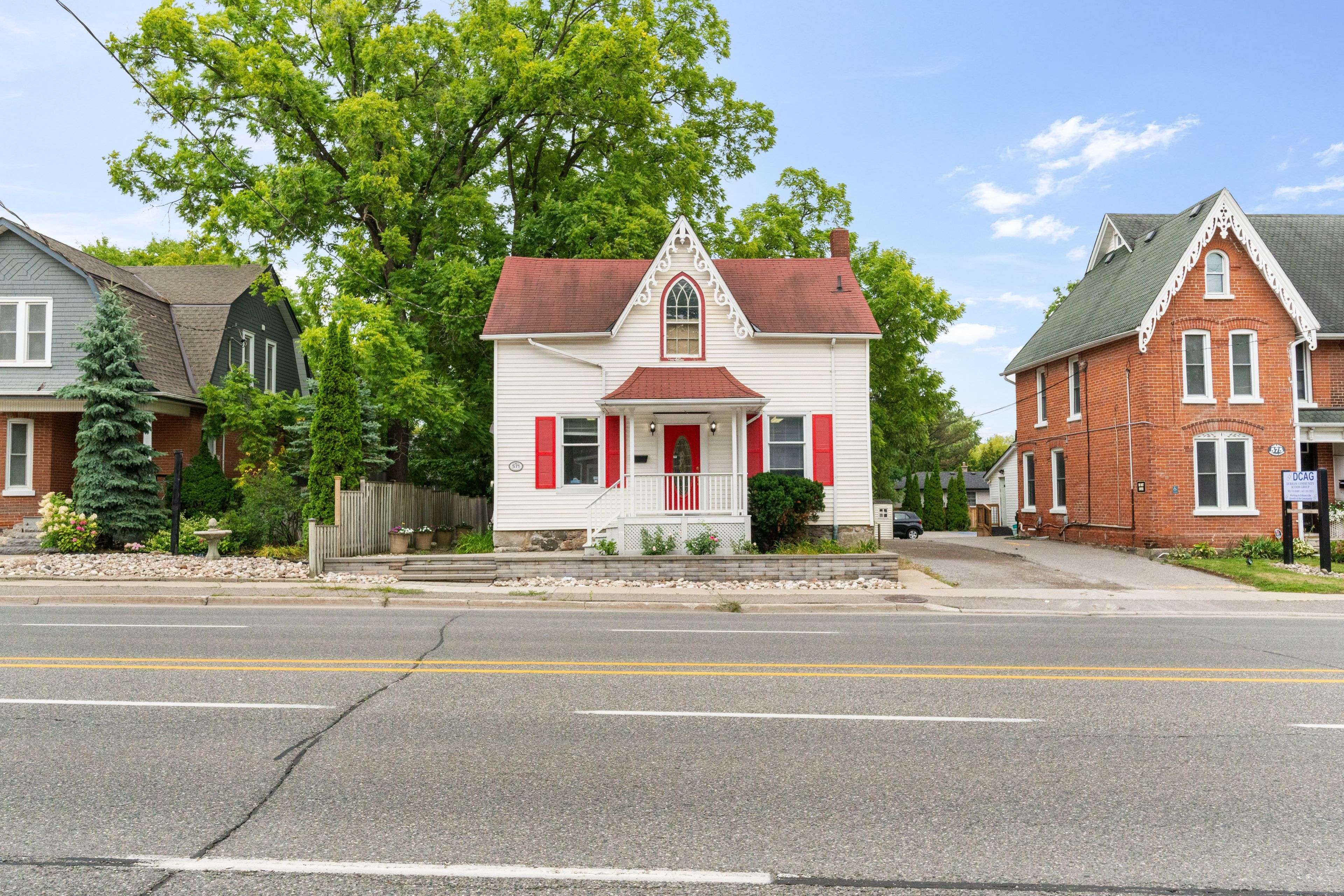 Ajax, ON L1S 6M1,571 Kingston RD W