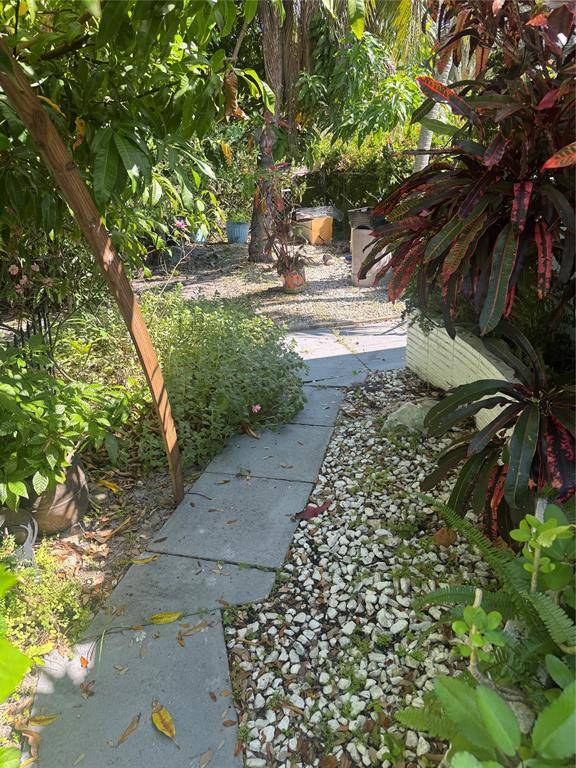 Lake Worth Beach, FL 33460,812 S Federal Hwy