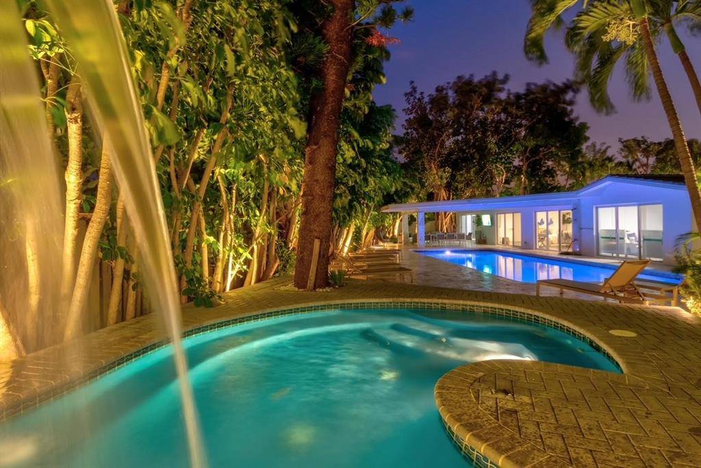 Fort Lauderdale, FL 33316,1800 SE Admirals Way