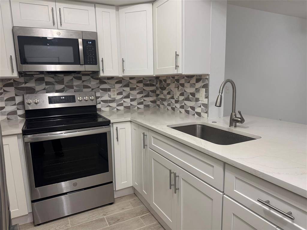 Coconut Creek, FL 33073,5620 NW 61st St #1201