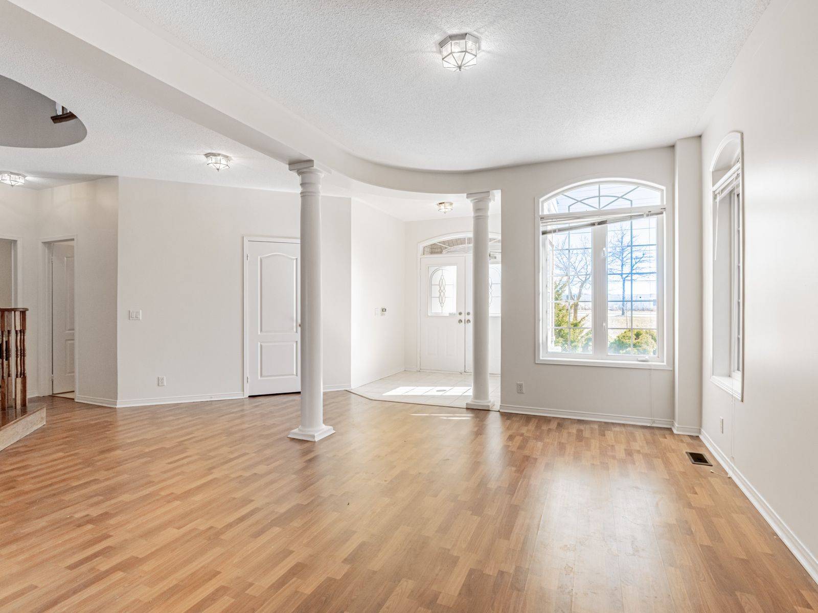 Richmond Hill, ON L4S 2M4,33 Bilberry CRES