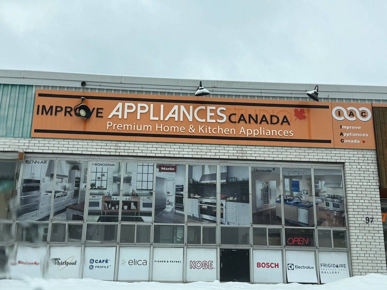 Markham, ON L3T 1L6,97 Doncaster AVE #5