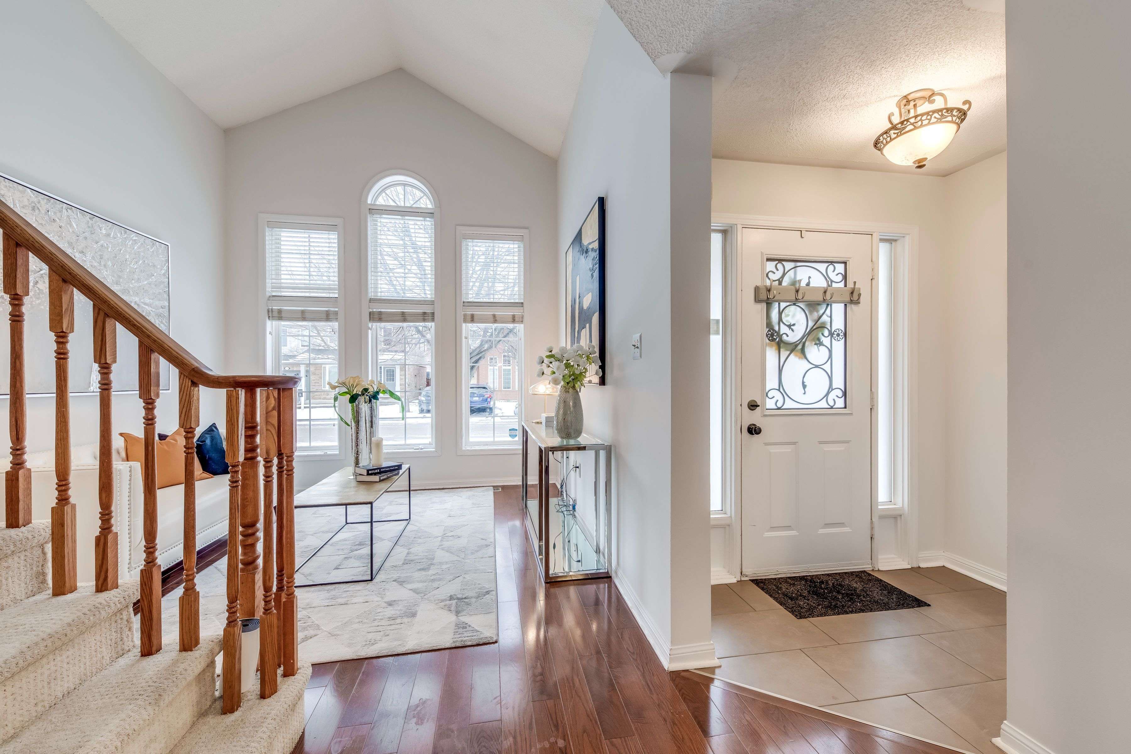 Oakville, ON L6M 3Y6,1332 Goldhawk TRL