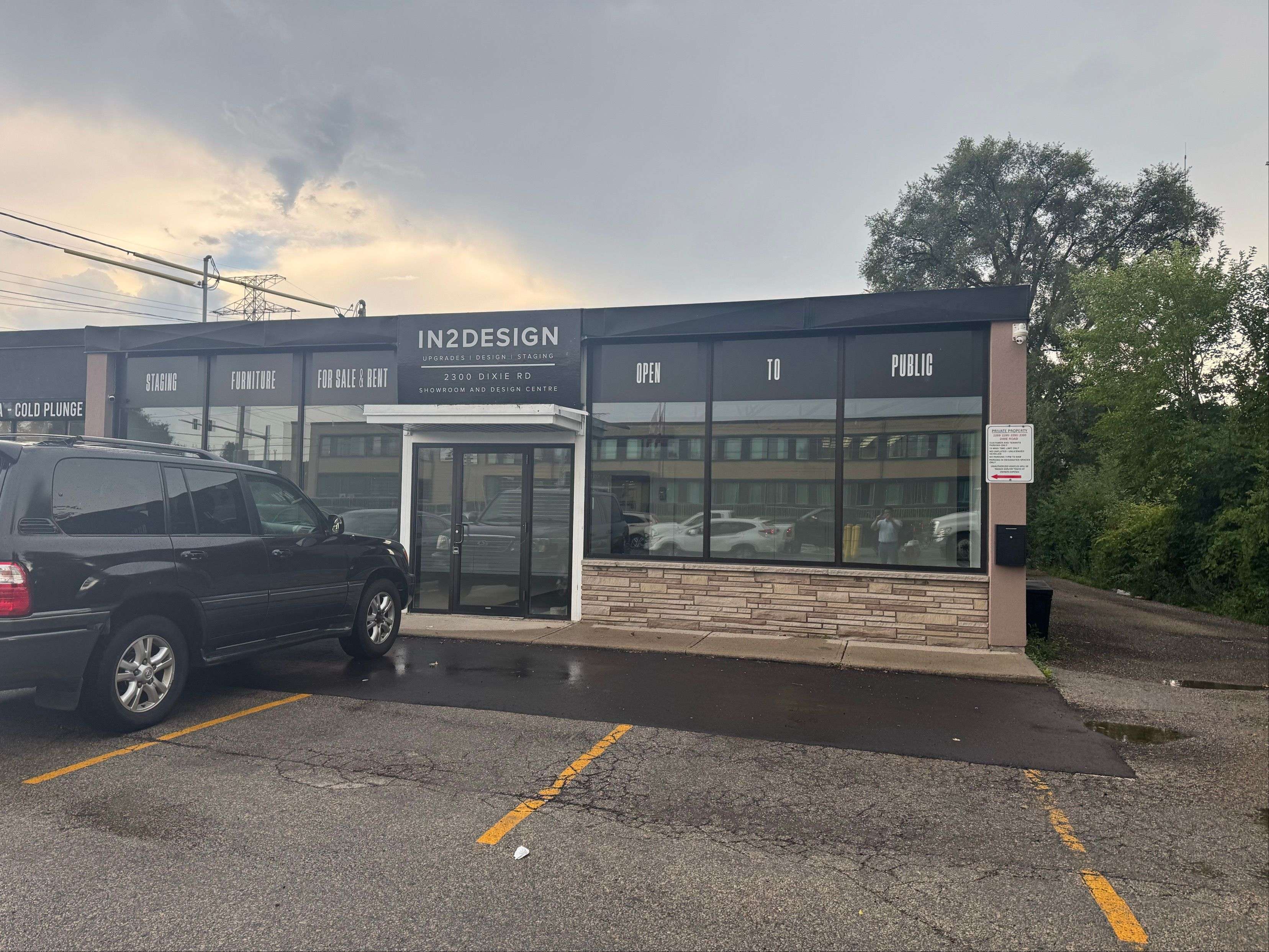 Mississauga, ON L4Y 1Z4,2300 Dixie RD