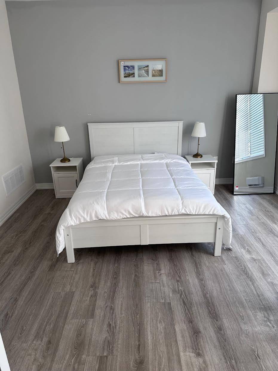 Oakville, ON L6M 1S2,3256 Charles Fay Passage DR