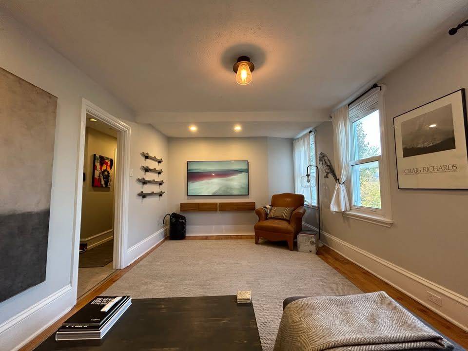 New Edinburgh - Lindenlea, ON K1M 1E9,18 Commanda WAY