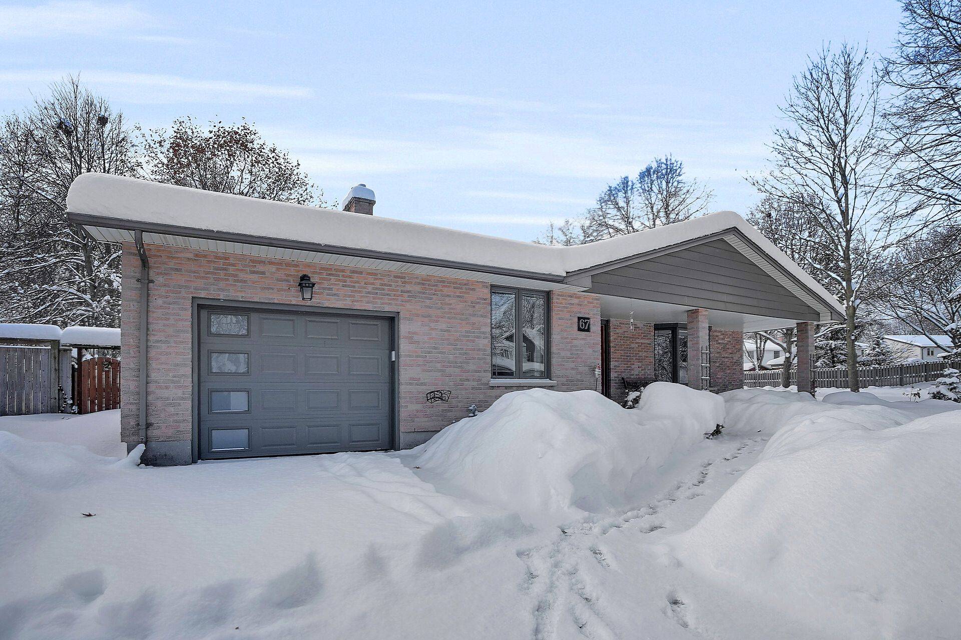 London South, ON N6K 3J2,67 Farmington CRES