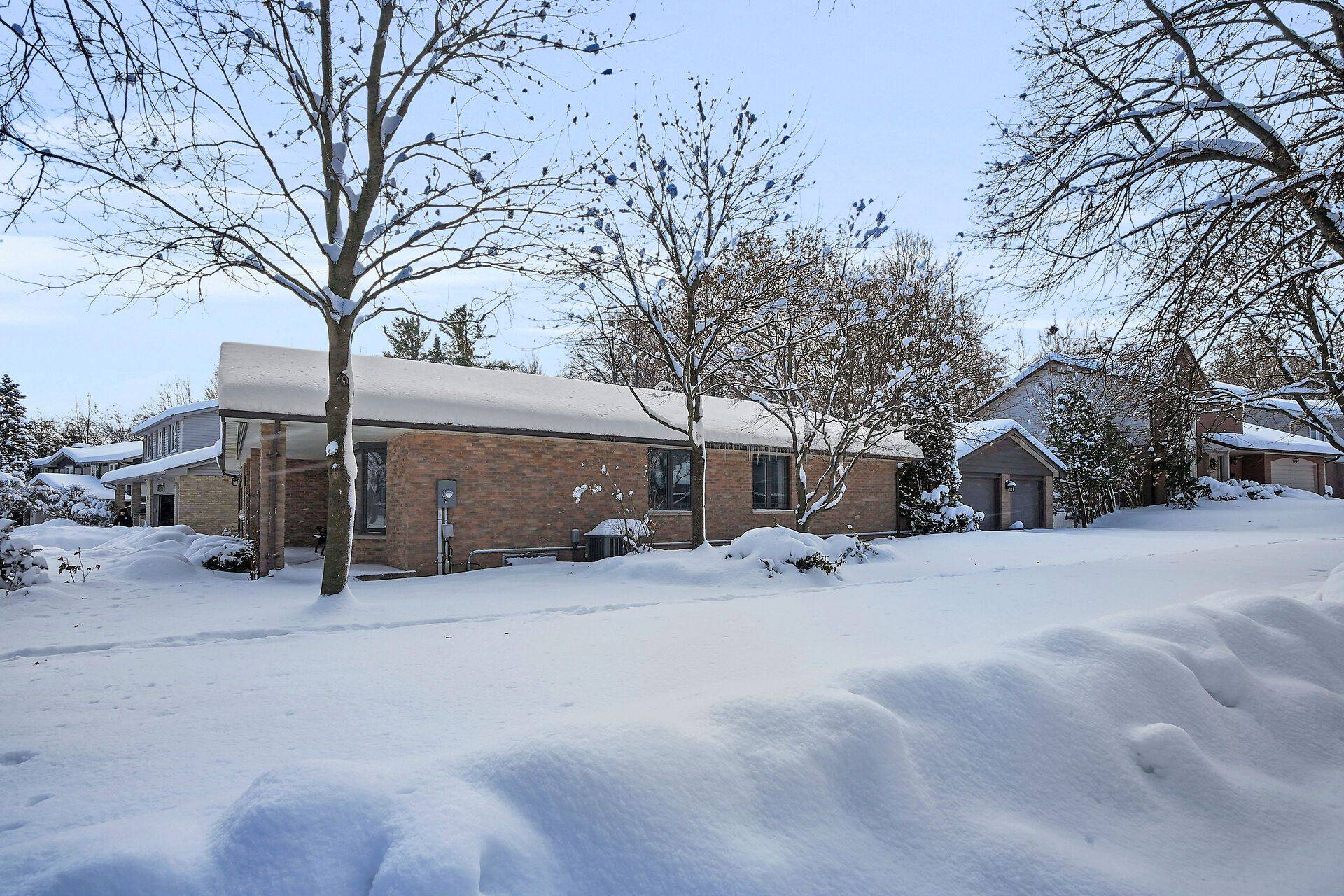 London South, ON N6K 3J2,67 Farmington CRES