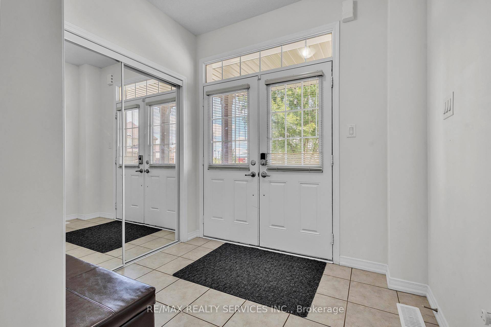 Brantford, ON N3T 0R3,163 Munro CIR