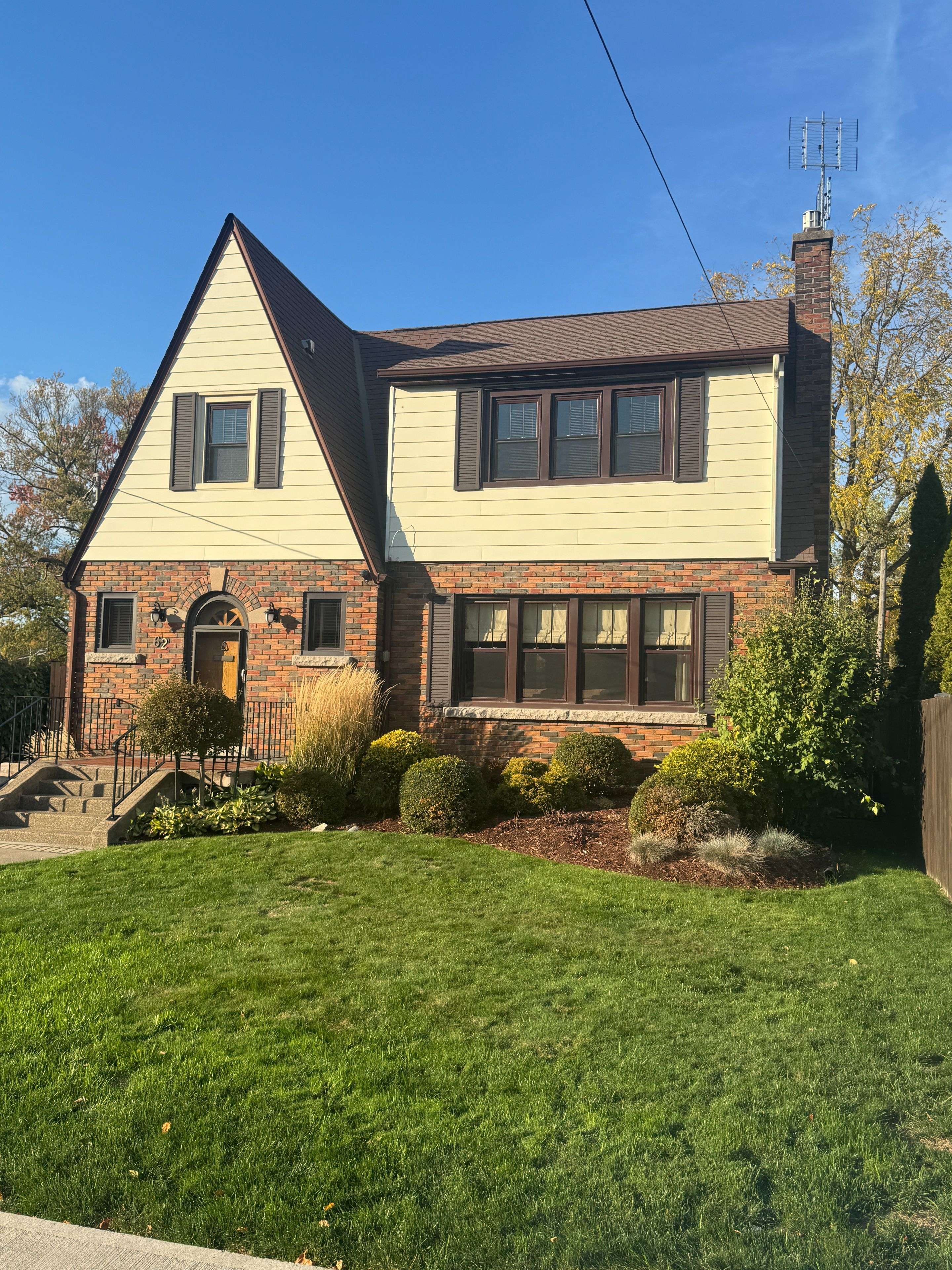 Welland, ON L3C 4G1,62 Pine ST