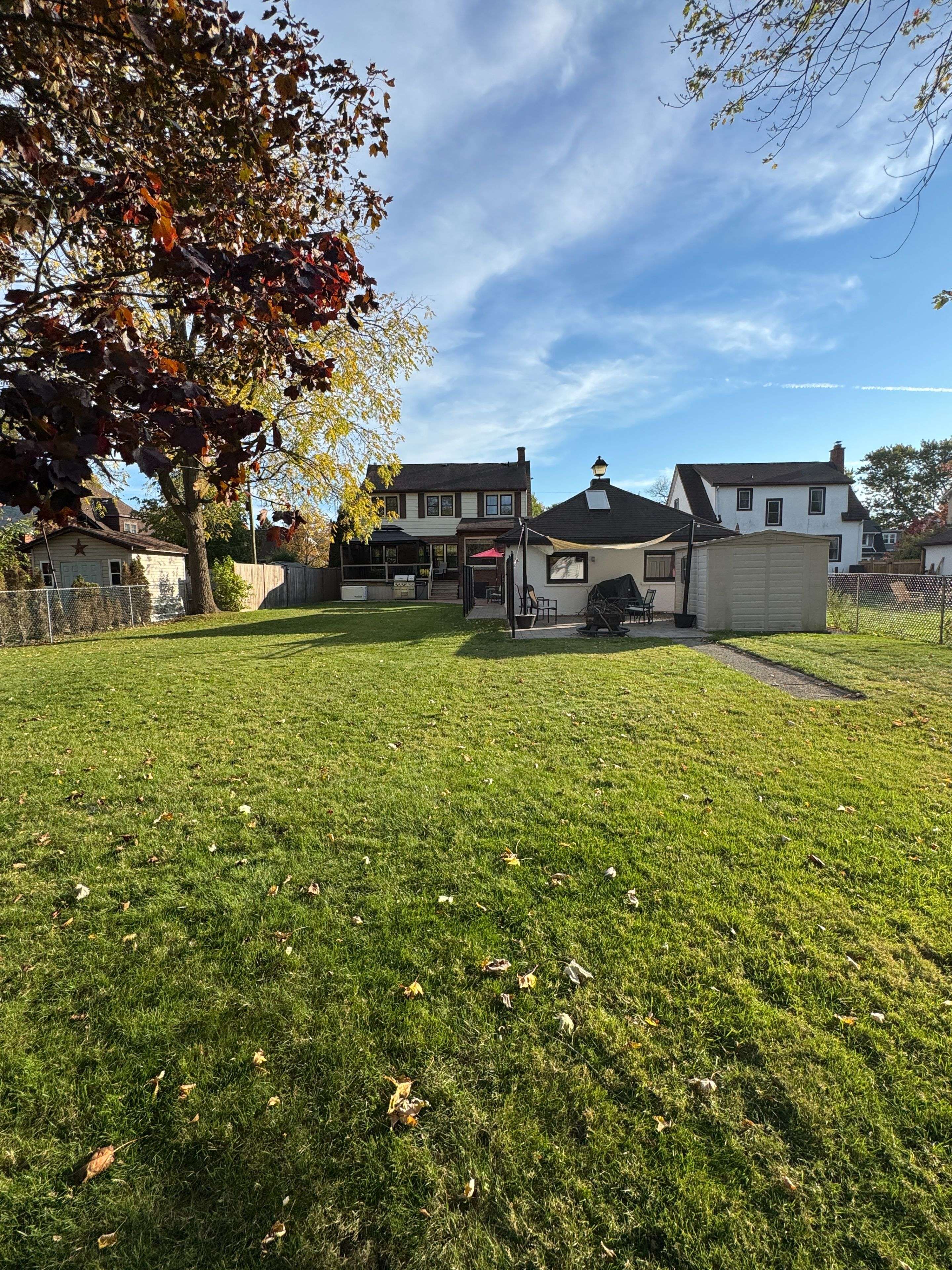 Welland, ON L3C 4G1,62 Pine ST