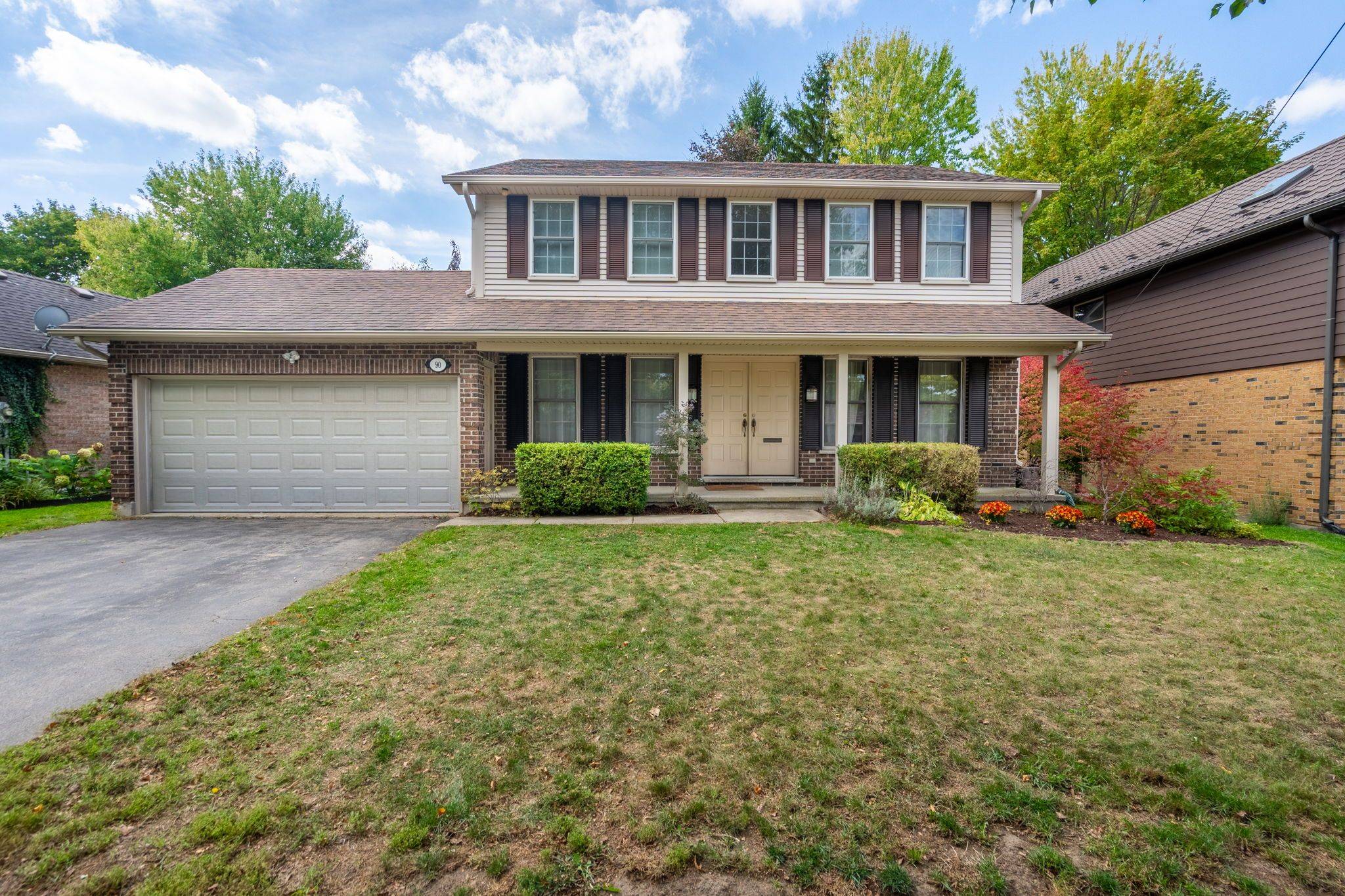 London North, ON N5X 1G2,90 Meridene CRES W