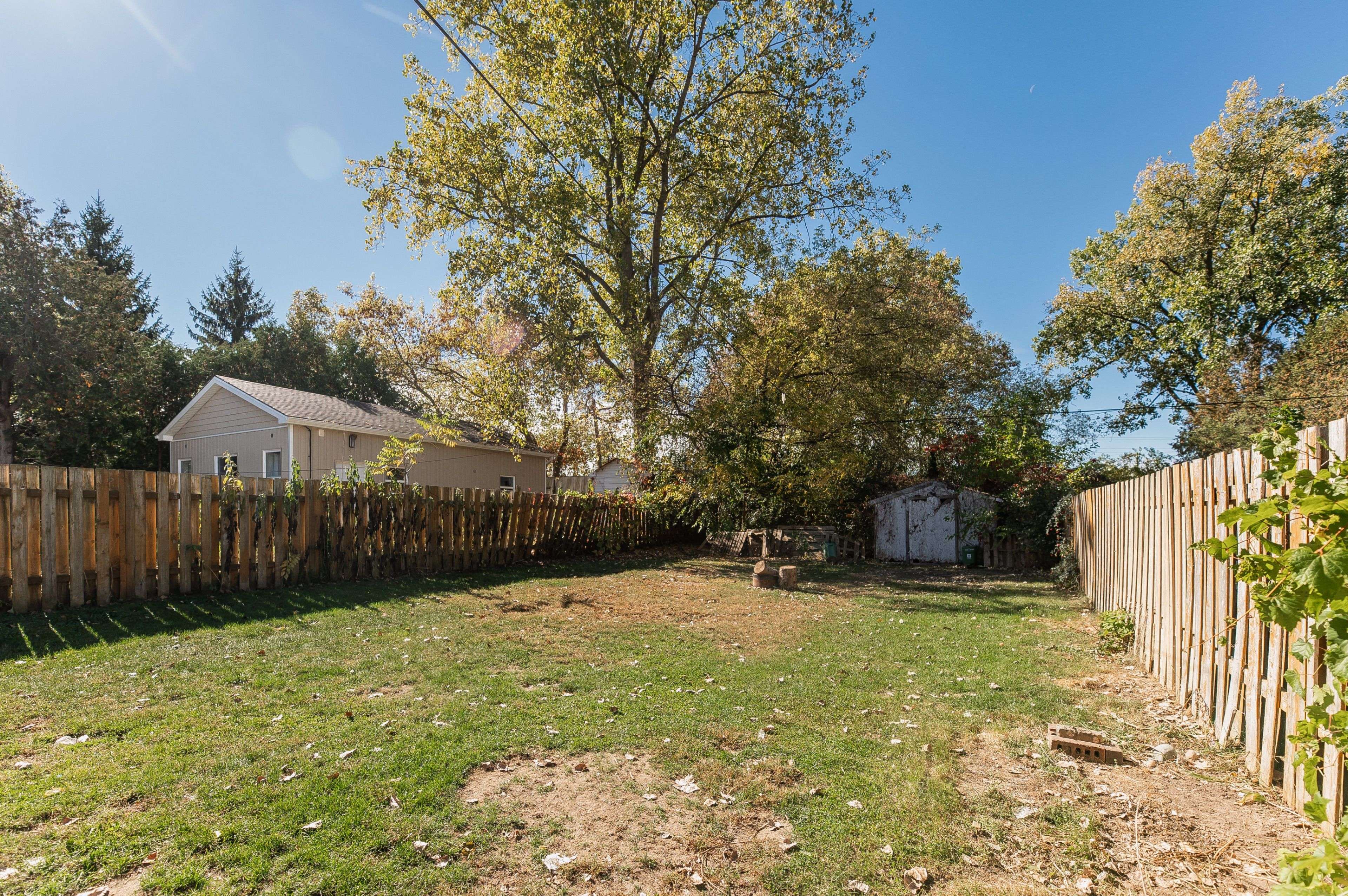 London South, ON N5Z 3L5,219 Emerson AVE