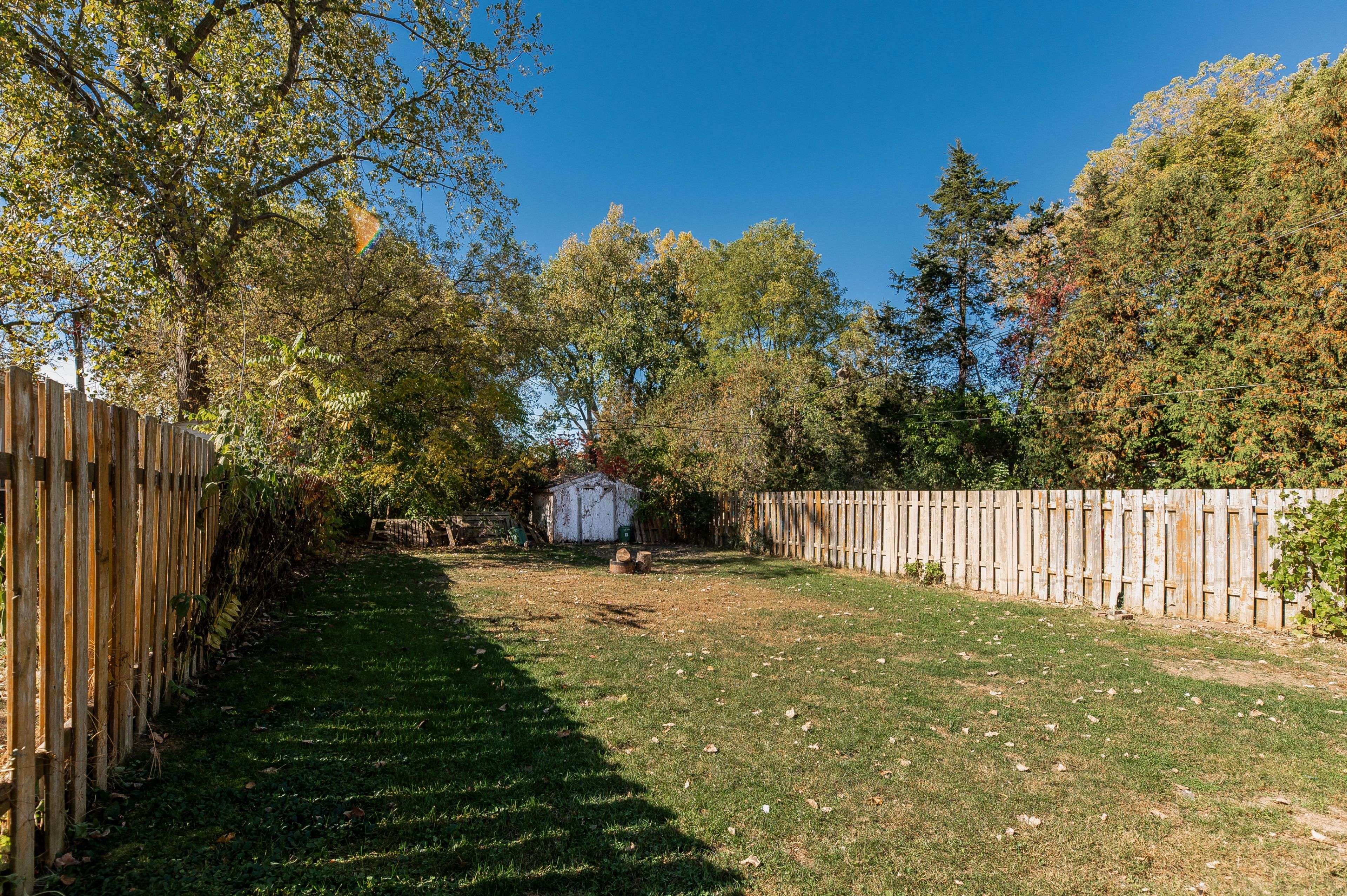 London South, ON N5Z 3L5,219 Emerson AVE