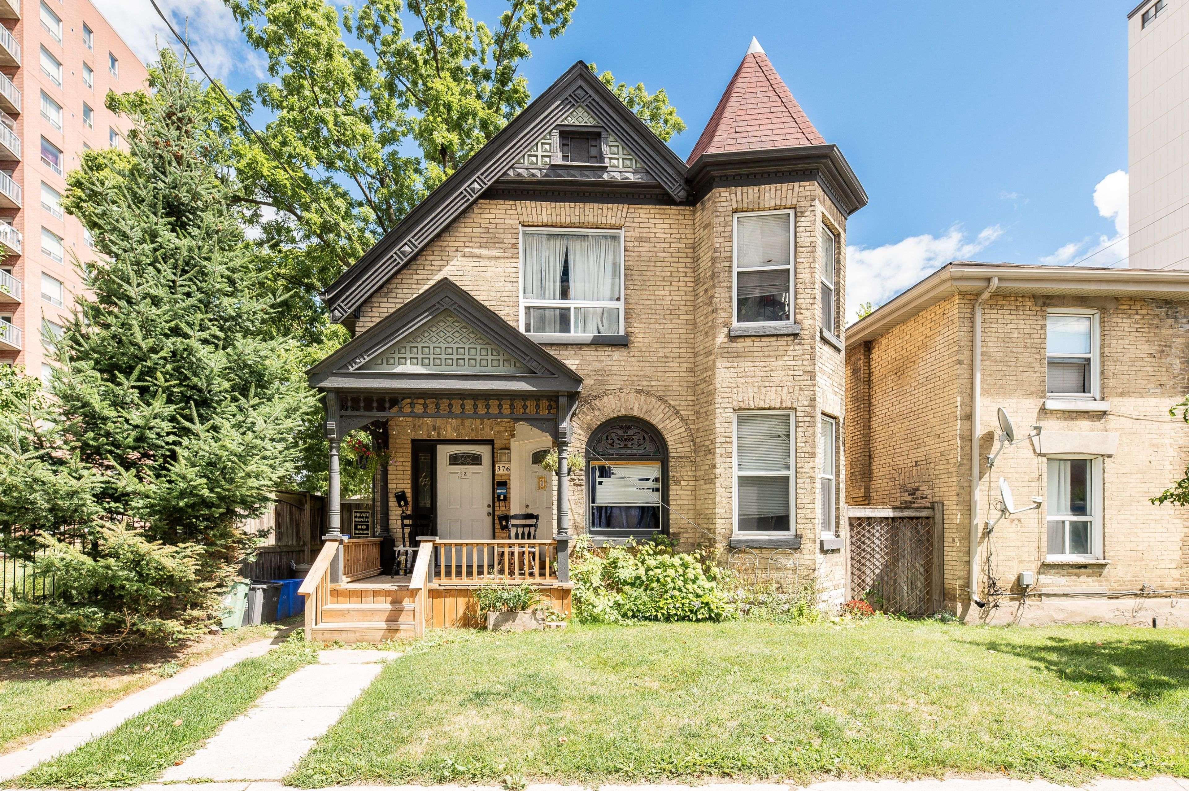 London East, ON N6B 2W2,376 Burwell ST