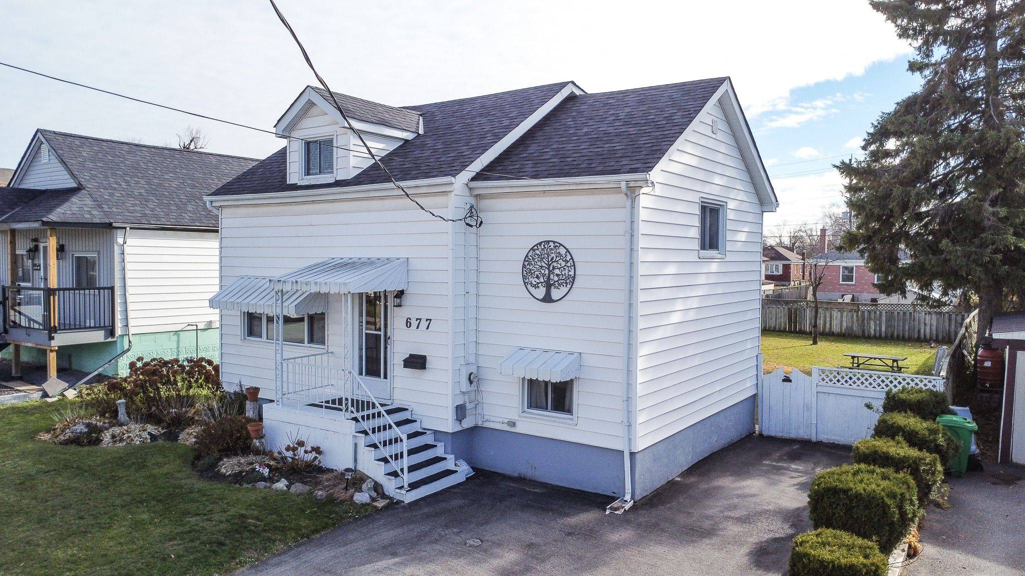 Peterborough, ON K9J 4A5,677 Orpington RD