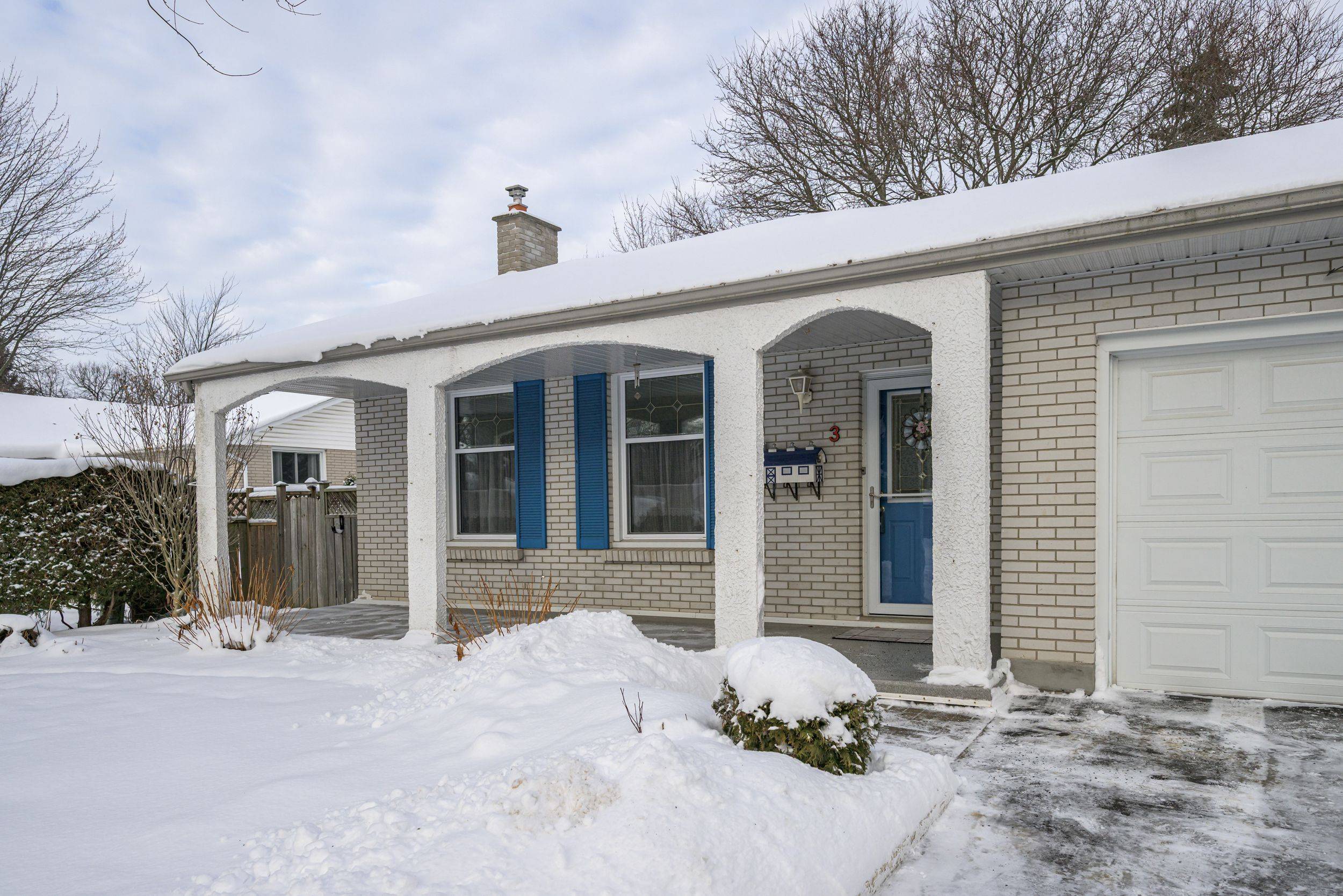 London North, ON N5X 1E4,3 Kendall CT