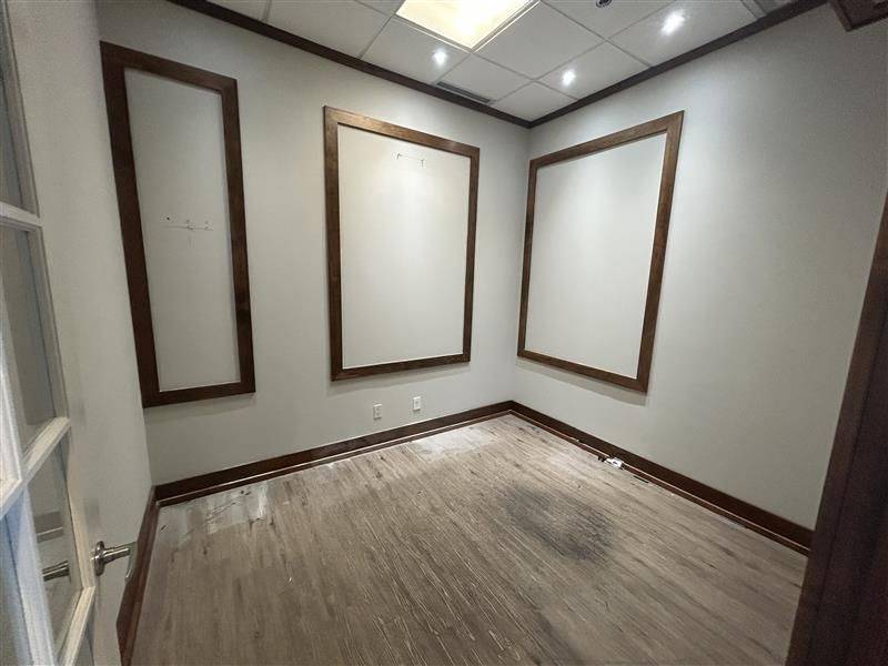 Hamilton, ON L8E 5E3,430 McNeilly RD #106