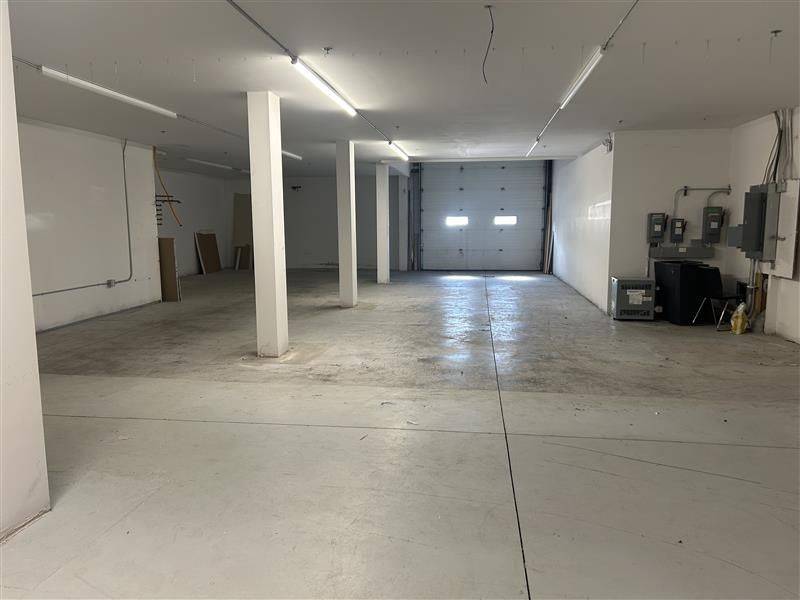 Hamilton, ON L8E 5E3,430 McNeilly RD #106